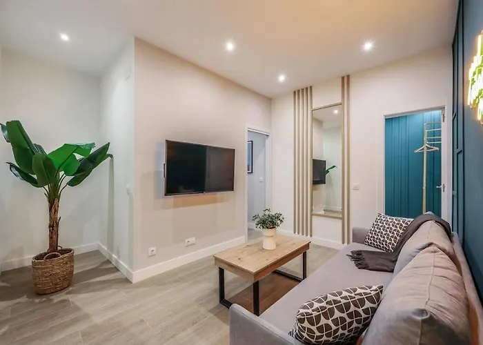 Luxe Apartment In Malasana Hub